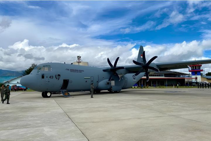 TNI AU berhasil uji pendaratan C-130J Super Hercules di Wamena TNI AU berhasil uji pendaratan C-130J Super Hercules di Wamena