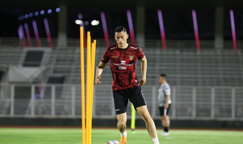 Jay Idzes tak sabar debut bersama timnas di Gelora Bung Karno Jay Idzes tak sabar debut bersama timnas di Gelora Bung Karno