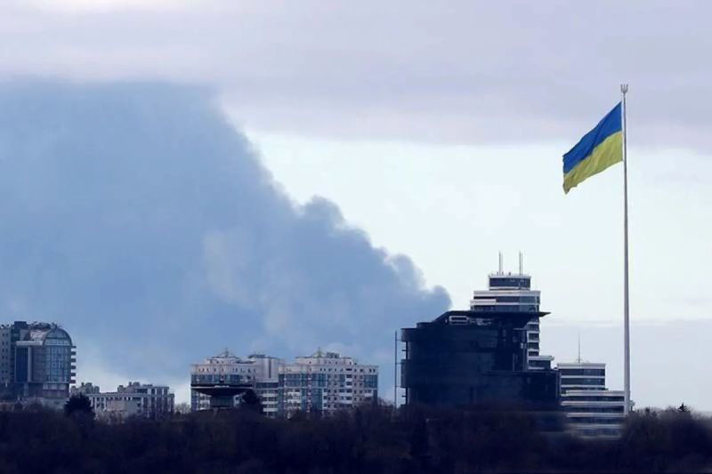 Ukraina bahas dukungan ekstra finansial dengan Jepang dan Kanada