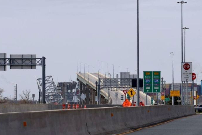 Kemlu sebut tidak ada korban WNI dalam insiden jembatan ambruk Baltimore Kemlu sebut tidak ada korban WNI dalam insiden jembatan ambruk Baltimore