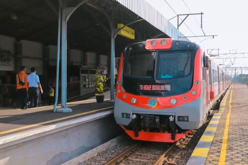 KAI Commuter layani 11 juta penumpang hingga hari ke-14 Ramadhan KAI Commuter layani 11 juta penumpang hingga hari ke-14 Ramadhan