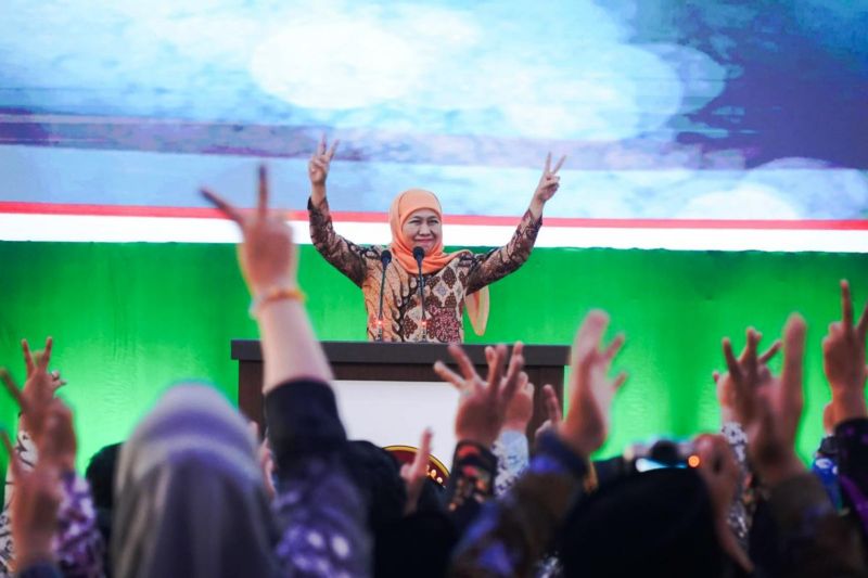 Khofifah dukung program makan siang gratis diimplementasikan Khofifah dukung program makan siang gratis diimplementasikan