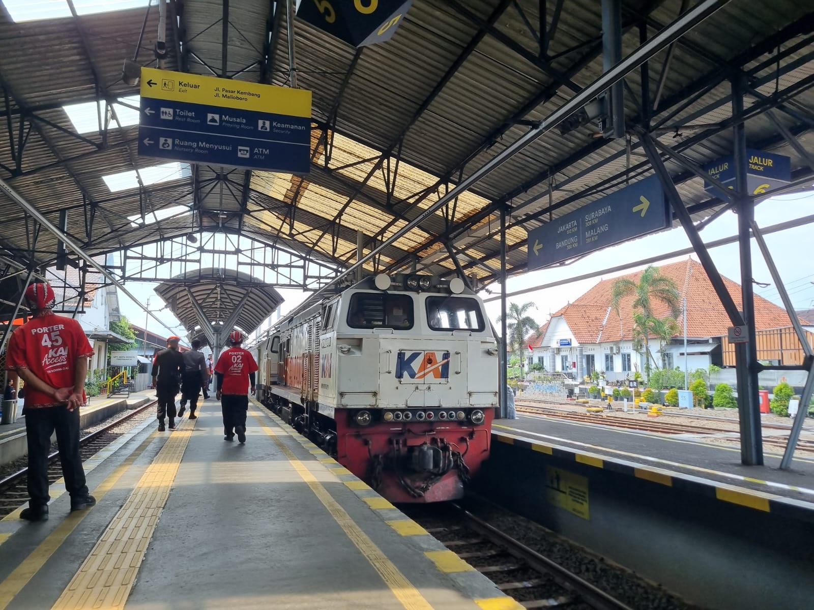 Daop 6 Yogyakarta diserbu ribuan penumpang selama libur Nyepi