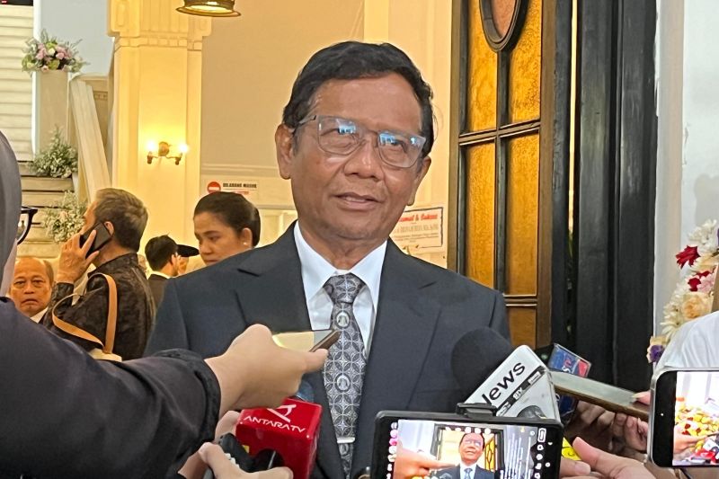 Mahfud ungkap respons Ganjar usai dilaporkan IPW ke KPK Mahfud ungkap respons Ganjar usai dilaporkan IPW ke KPK