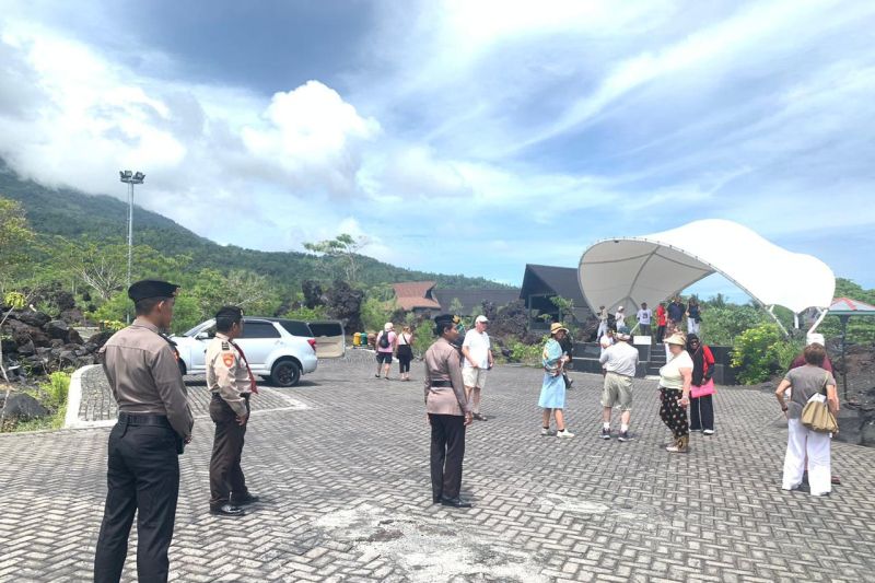 339 wisatawan asing singgahi dan nikmati keindahan Ternate 339 wisatawan asing singgahi dan nikmati keindahan Ternate