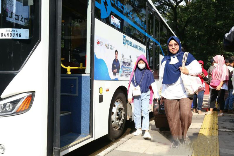 PLN buka pendaftaran Mudik Asyik Bersama BUMN untuk 10 ribu orang PLN buka pendaftaran Mudik Asyik Bersama BUMN untuk 10 ribu orang