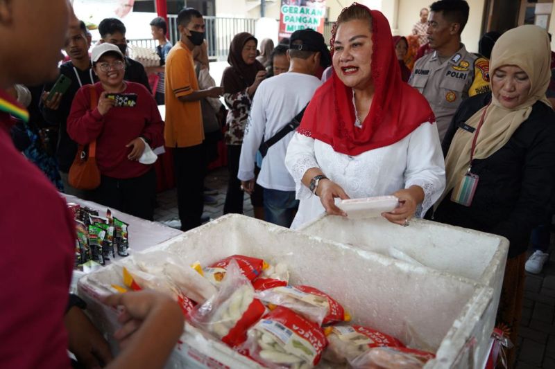 Pemkot Semarang nyatakan stok beras aman hingga tiga bulan ke depan Pemkot Semarang nyatakan stok beras aman hingga tiga bulan ke depan