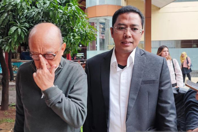 Rektor nonaktif UP jalani Visum Psikiatrikum di RS Polri Rektor nonaktif UP jalani Visum Psikiatrikum di RS Polri