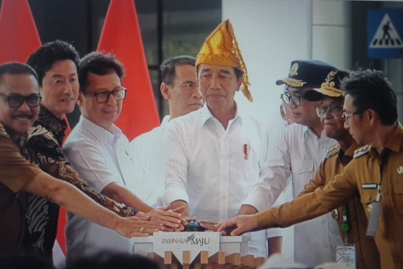 Presiden RI sebut Bandara Mutiara Palu vital tunjang ekonomi daerah Presiden RI sebut Bandara Mutiara Palu vital tunjang ekonomi daerah