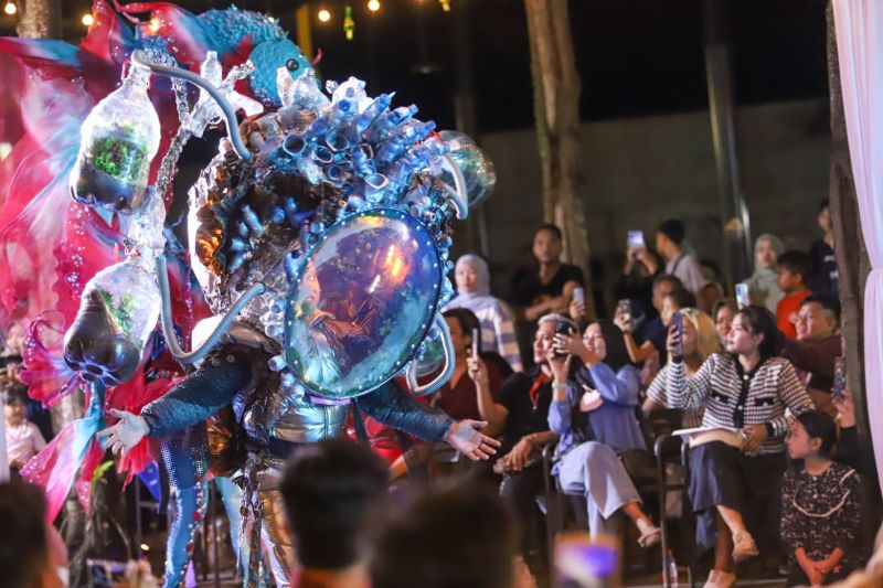 Jember Fashion Carnaval 2024 akan mengusung tema besar Algorithm Jember Fashion Carnaval 2024 akan mengusung tema besar Algorithm