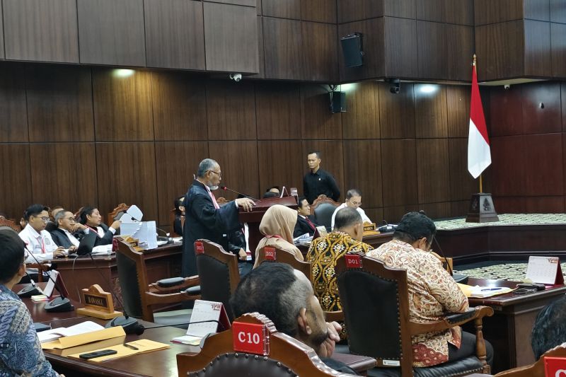 Timnas AMIN duga terdapat kecurangan yang dilakukan Prabowo-Gibran Timnas AMIN duga terdapat kecurangan yang dilakukan Prabowo-Gibran