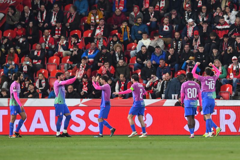 AC Milan lolos ke perempat final usai singkirkan Slavia Praha 7-3 AC Milan lolos ke perempat final usai singkirkan Slavia Praha 7-3