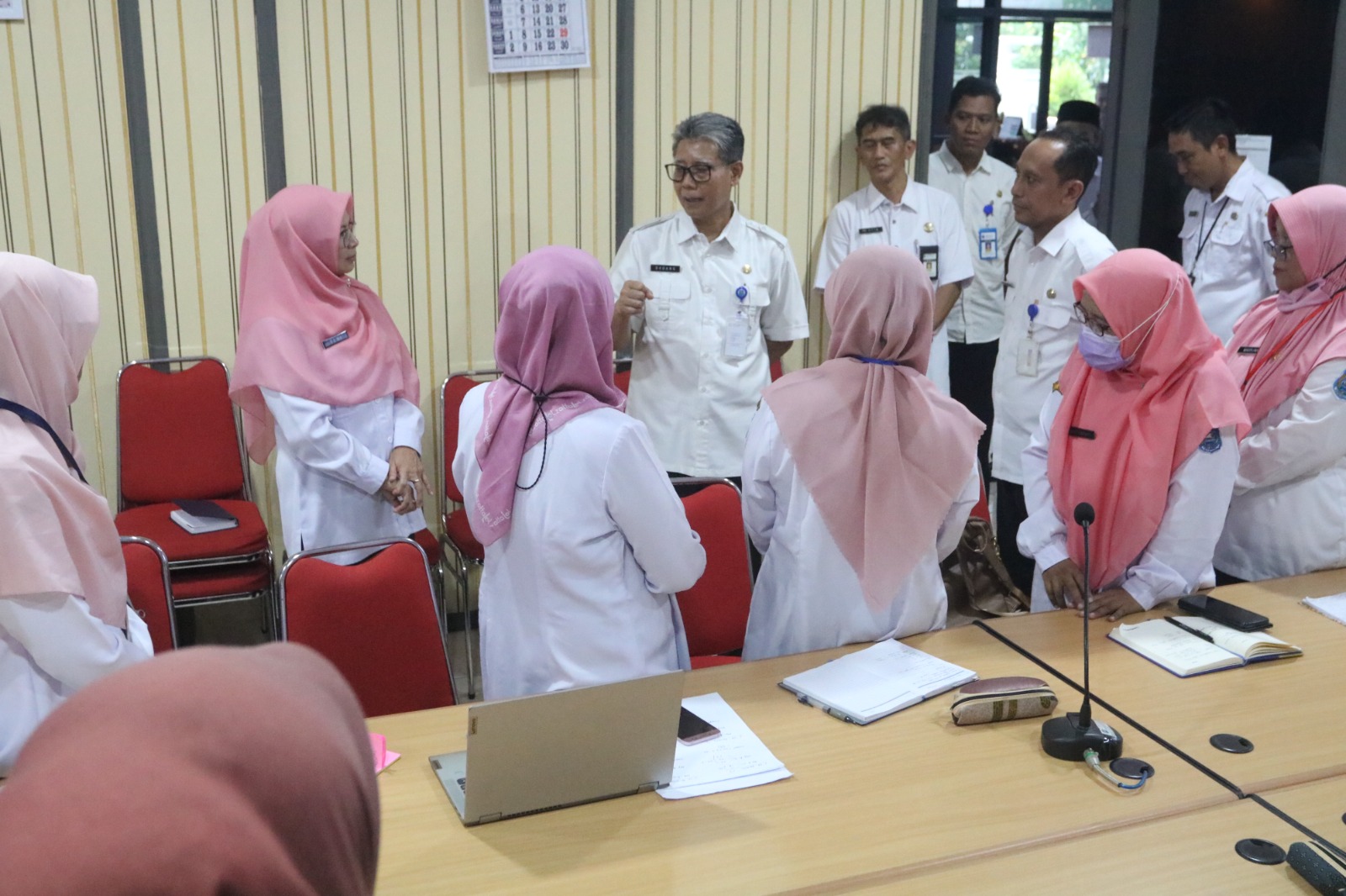 Pj. Wali Kota gelar sidak di kantor pemerintahan Komplek Balai Kota Tegal Pj. Wali Kota gelar sidak di kantor pemerintahan Komplek Balai Kota Tegal