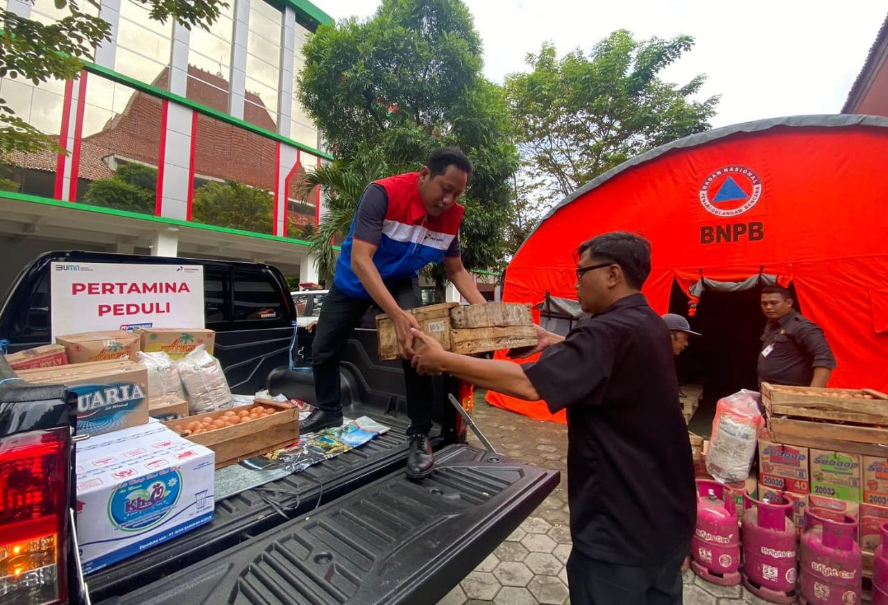 Pertamina Peduli salurkan bantuan untuk korban banjir di 4 wilayah Pertamina Peduli salurkan bantuan untuk korban banjir di 4 wilayah