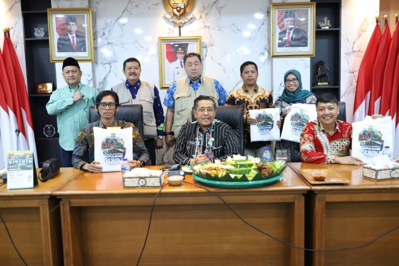 Bupati Kepulauan Seribu sebut Pemilu kondusif berkat dukungan warga Bupati Kepulauan Seribu sebut Pemilu kondusif berkat dukungan warga
