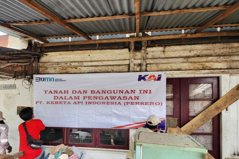 KAI Palembang kosongkan rumah dinas ditempati warga tanpa perjanjian