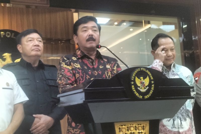 Menko Polhukam deteksi pergerakan massa yang menolak hasil pemilu Menko Polhukam deteksi pergerakan massa yang menolak hasil pemilu