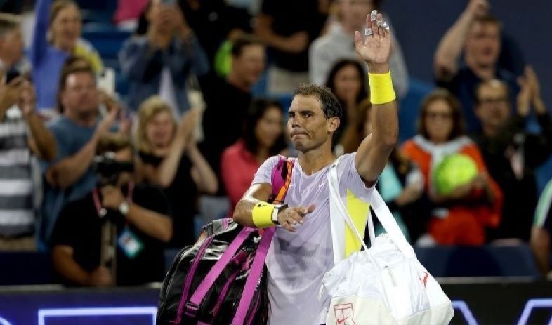 Nadal mundur dari Indian Wells Masters Nadal mundur dari Indian Wells Masters
