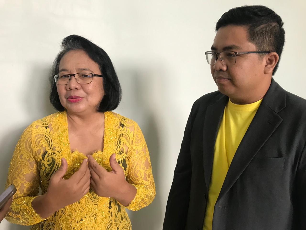 Ribuan masyarakat antusias hadiri talkshow bedah karma di Bali Ribuan masyarakat antusias hadiri talkshow bedah karma di Bali