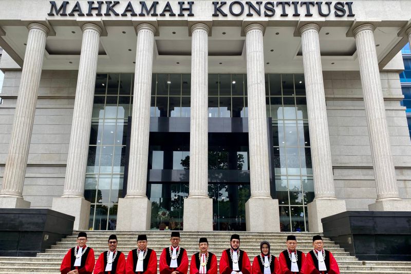 MK kabulkan sebagian gugatan Melly Goeslaw soal UU Hak Cipta MK kabulkan sebagian gugatan Melly Goeslaw soal UU Hak Cipta