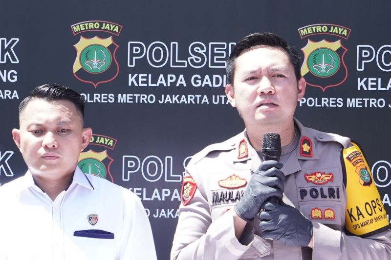 Komplotan pencuri gudang sembako di Jakarta Utara berhasil ditangkap Komplotan pencuri gudang sembako di Jakarta Utara berhasil ditangkap