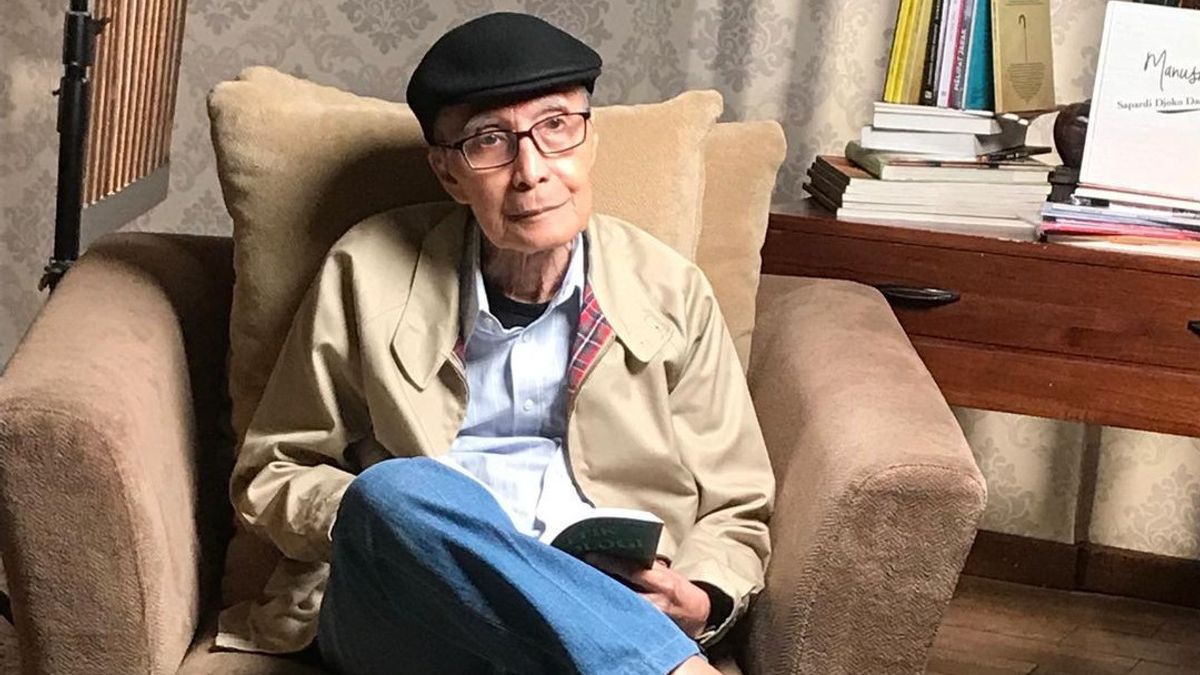 20 Maretr 1940: Mengenang Sapardi Djoko Damono, sosok penyair legendaris di negeri puisi Indonesia