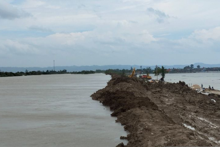 Tanggul Sungai Wulan Kabupaten Demak kembali jebol