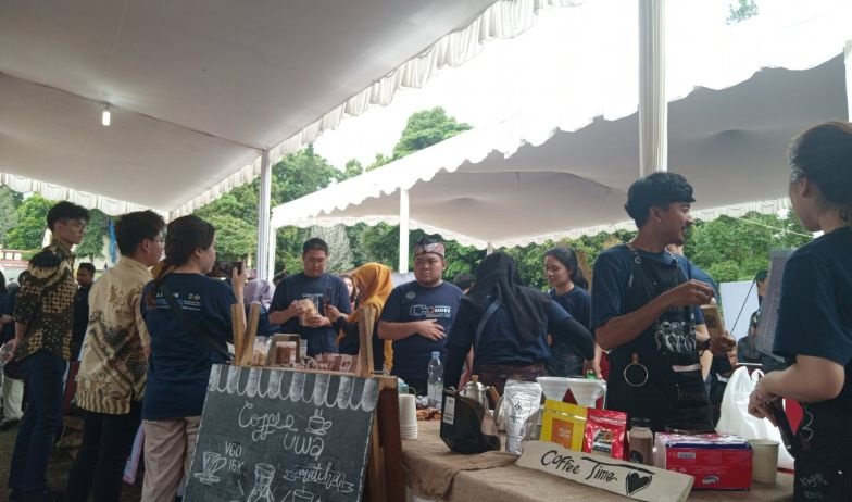 Pemkab Kuningan kolaborasi dengan akademisi berdayakan pelaku usaha Pemkab Kuningan kolaborasi dengan akademisi berdayakan pelaku usaha