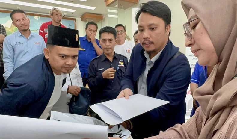 Polri limpahkan tersangka tujuh eks anggota PPLN Kuala Lumpur ke JPU Polri limpahkan tersangka tujuh eks anggota PPLN Kuala Lumpur ke JPU