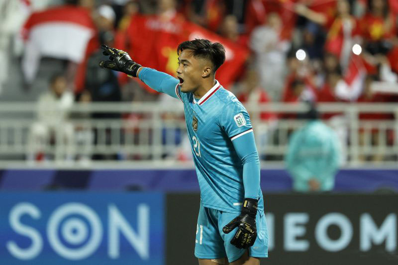 Ernando Ari bergabung dengan skuad timnas menuju Hanoi Ernando Ari bergabung dengan skuad timnas menuju Hanoi