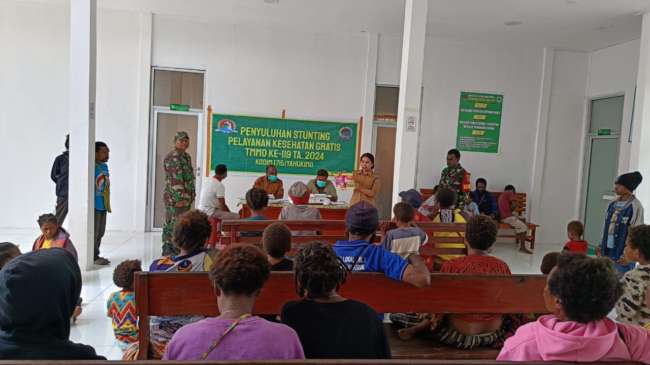 Satgas TMMD Ke-119 Kodim 1715/Yahukimo beri penyuluhan stunting dan pengobatan gratis Satgas TMMD Ke-119 Kodim 1715/Yahukimo beri penyuluhan stunting dan pengobatan gratis