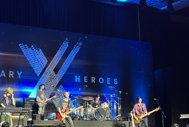 Xdinary Heroes bawakan lagu cover Hellevator dan Shoot Me