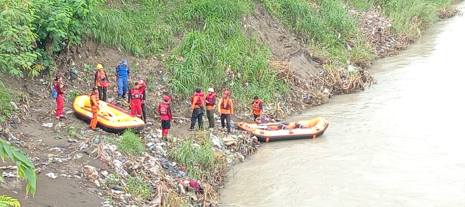 Pencarian korban terseret arus Sungai Kaligung kembali dilanjutkan Pencarian korban terseret arus Sungai Kaligung kembali dilanjutkan