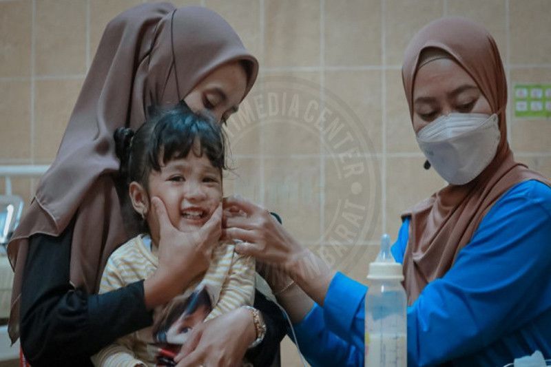Gangguan pendengaran pada anak dapat terlihat sebelum usia 6 bulan Gangguan pendengaran pada anak dapat terlihat sebelum usia 6 bulan