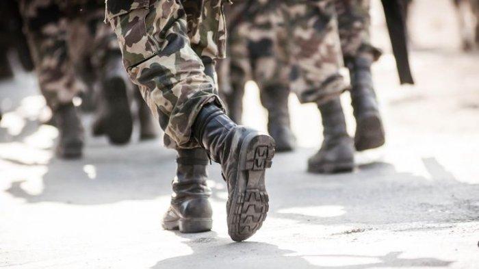 Beredar video kekerasan pada warga Papua, TNI selidiki oknum pelaku gunakan seragam TNI Beredar video kekerasan pada warga Papua, TNI selidiki oknum pelaku gunakan seragam TNI