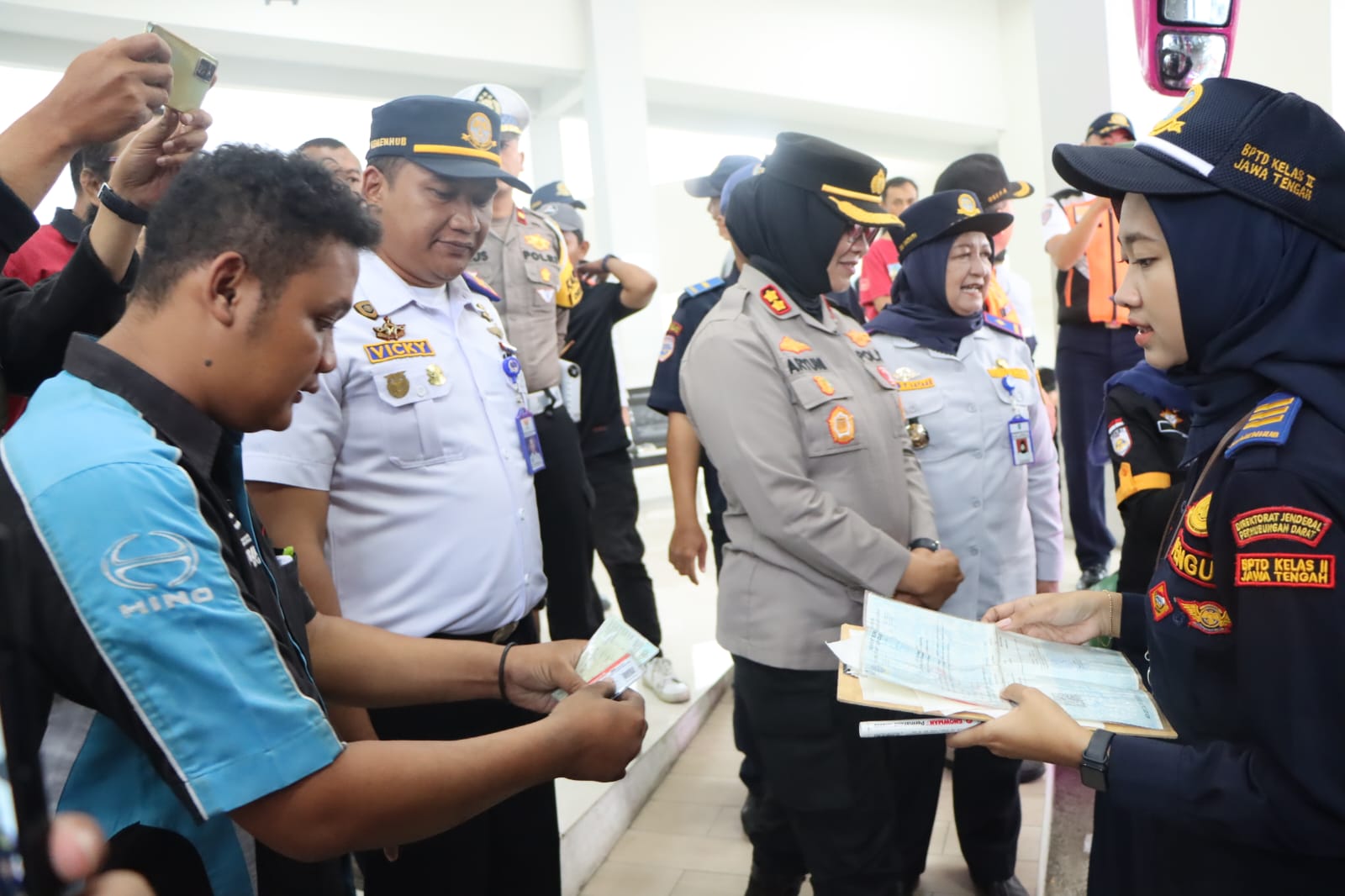 Polres - Dishub Salatiga gelar ramp check di Terminal Type A Polres - Dishub Salatiga gelar ramp check di Terminal Type A