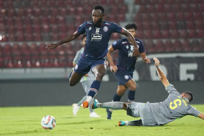 Arema FC atur ulang program tim pascapenundaan Liga 1