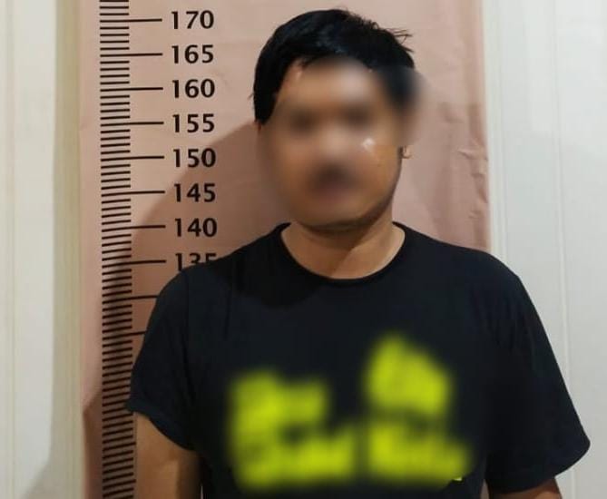 Diburu Polisi, pelaku penganiayaan lansia viral di Medsos serahkan diri ke Polsek Karawaci Diburu Polisi, pelaku penganiayaan lansia viral di Medsos serahkan diri ke Polsek Karawaci