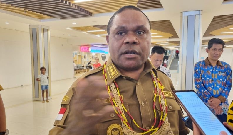 Menurut Bupati Mankowari pendidikan dan kesehatan jadi program prioritas Menurut Bupati Mankowari pendidikan dan kesehatan jadi program prioritas