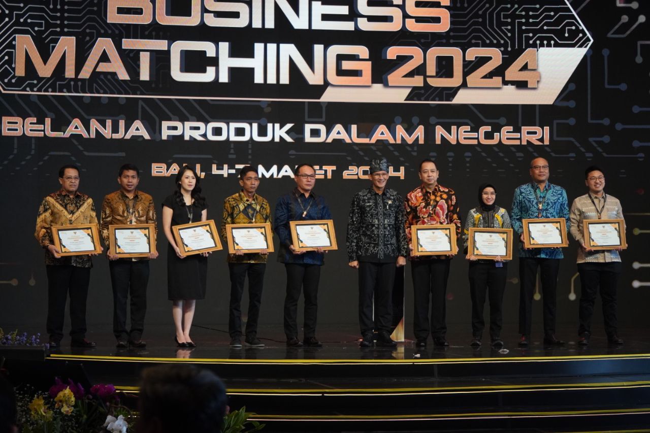 Komitmen penuhi kebutuhan alkes, PT Kalmed Manufaktur Indonesia diganjar penghargaan Komitmen penuhi kebutuhan alkes, PT Kalmed Manufaktur Indonesia diganjar penghargaan
