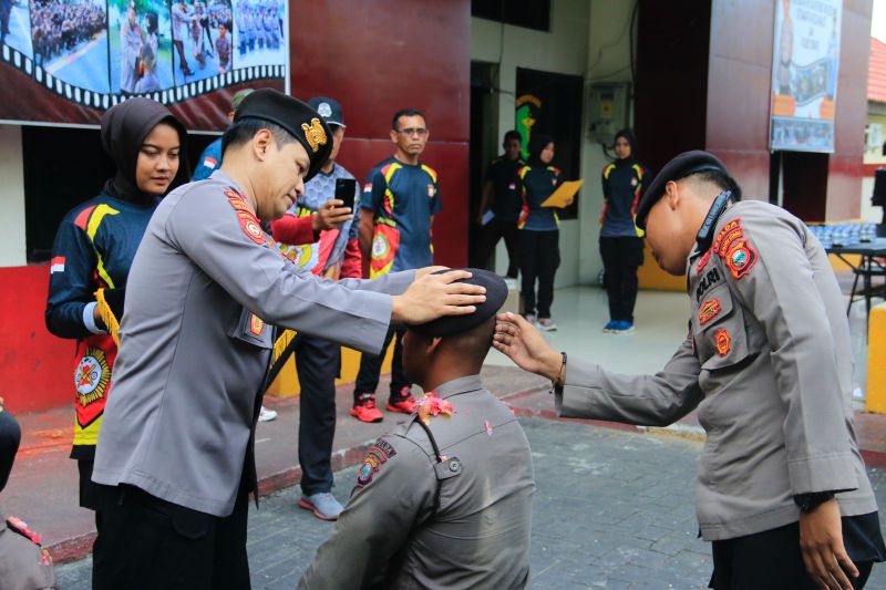 Ditsamapta Polda Malut gelar tradisi pembaretan bintara remaja