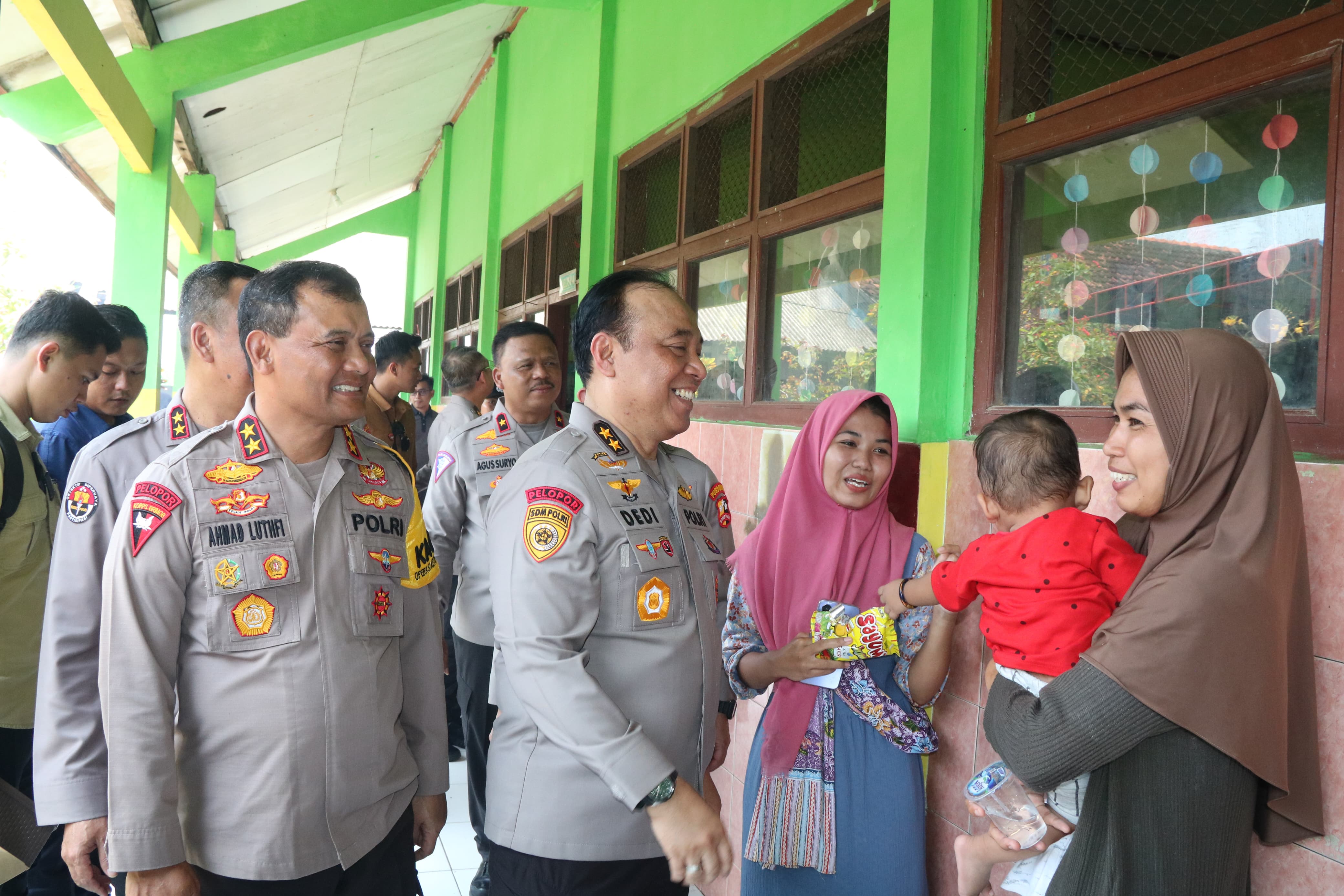 29.000 pengungsi banjir di Jateng dapat bantuan trauma healing Polri 29.000 pengungsi banjir di Jateng dapat bantuan trauma healing Polri