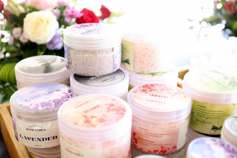 Kemensos melalui Program Pena tingkatkan mutu garam spa Kusamba Bali Kemensos melalui Program Pena tingkatkan mutu garam spa Kusamba Bali
