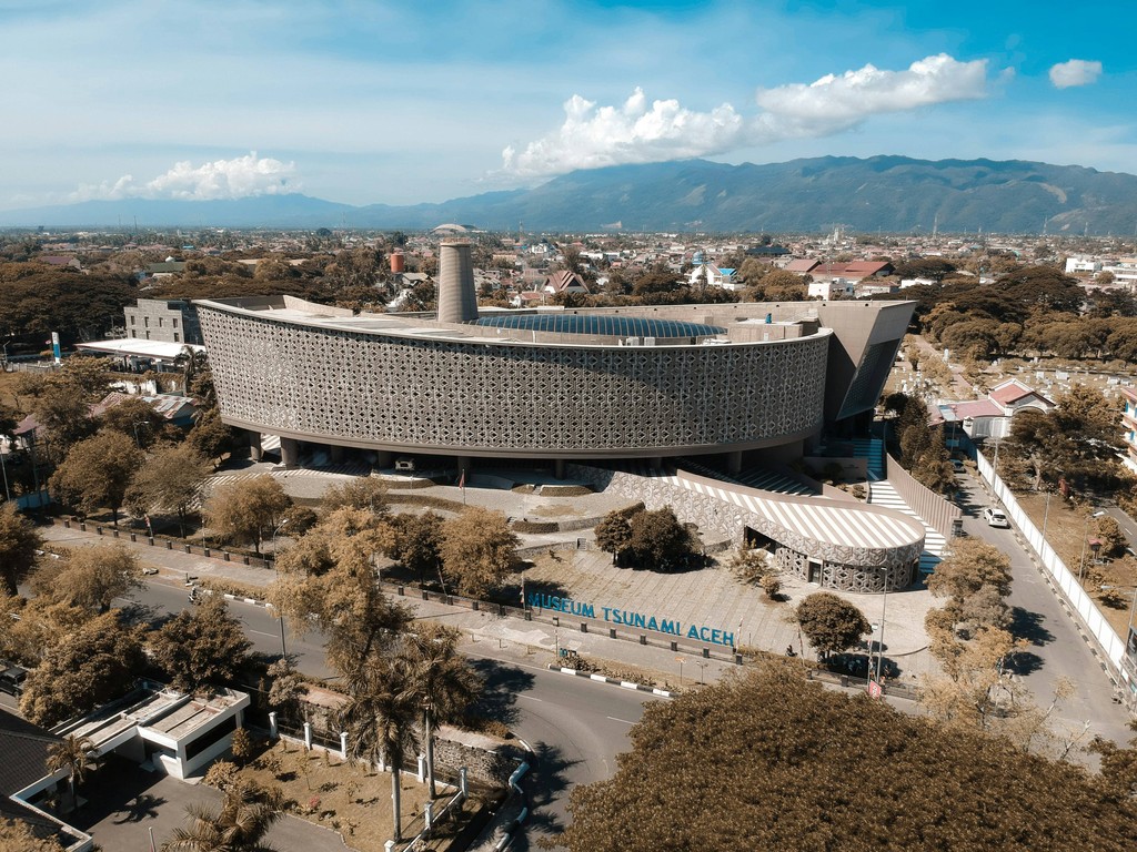 18 Maret 1991: Menyatu dalam kreativitas dengan perayaan Hari Arsitektur Indonesia 18 Maret 1991: Menyatu dalam kreativitas dengan perayaan Hari Arsitektur Indonesia