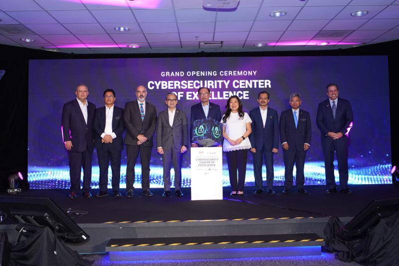 BlackBerry buka Pusat Keunggulan Keamanan Siber di Malaysia BlackBerry buka Pusat Keunggulan Keamanan Siber di Malaysia