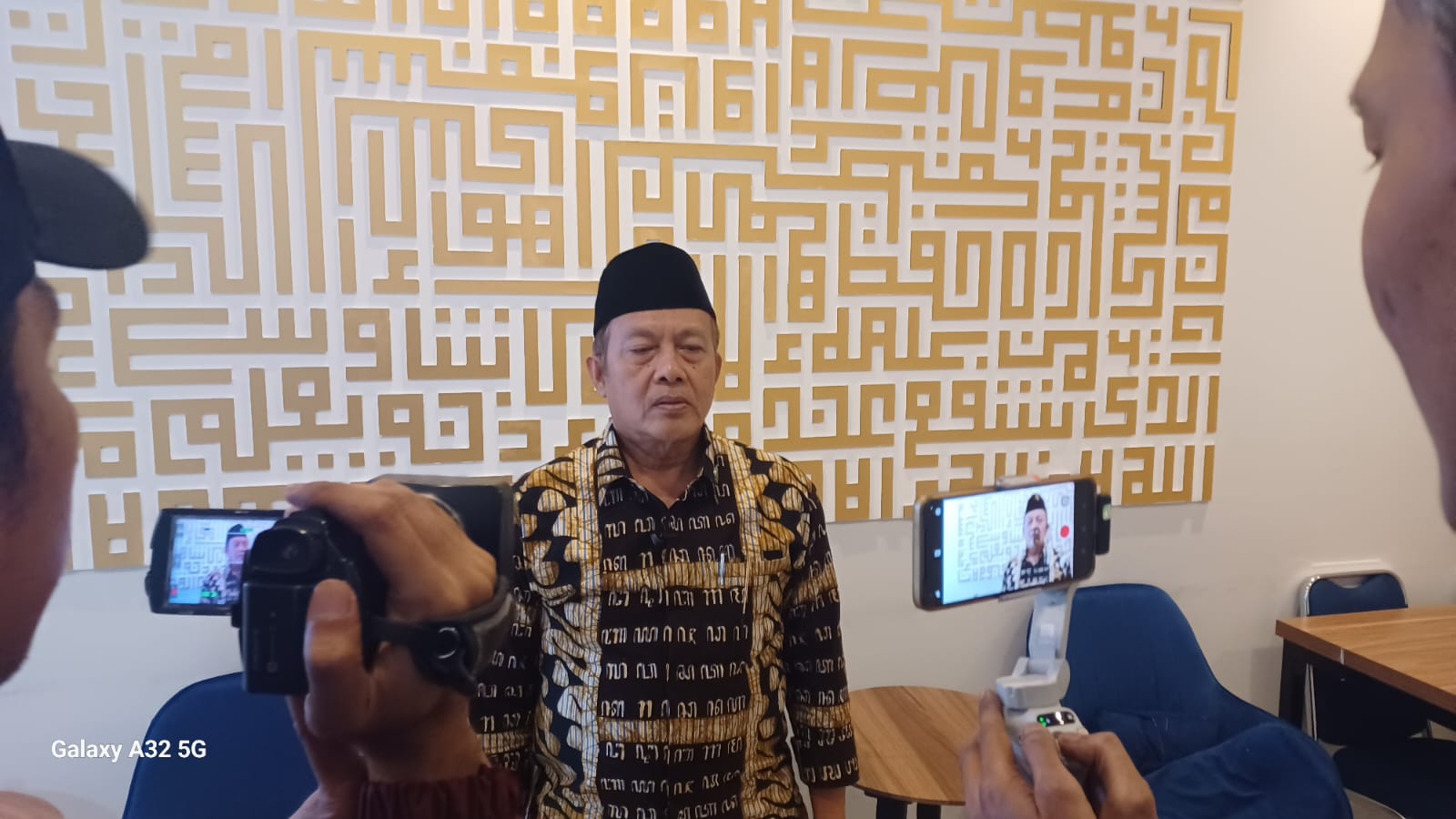 Viral konten hoax isu bromat di air mineral, ini kata MUI dan YKMIÂ Viral konten hoax isu bromat di air mineral, ini kata MUI dan YKMIÂ