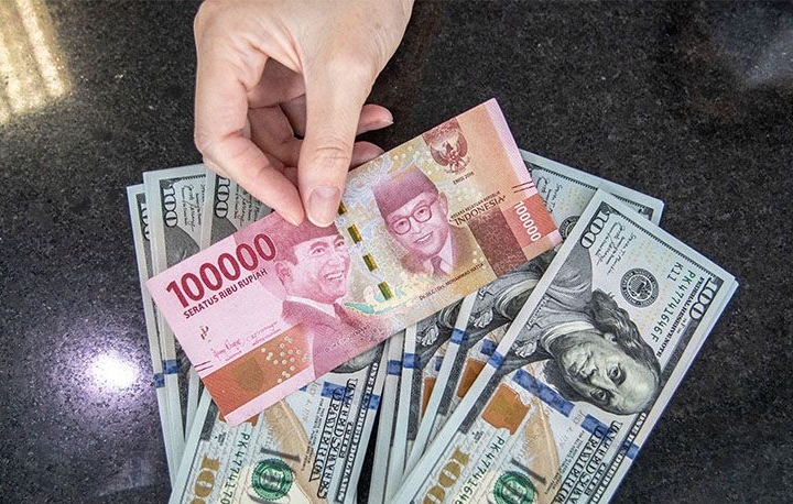 Rupiah meningkat seiring pasar nantikan pidato Ketua The Fed