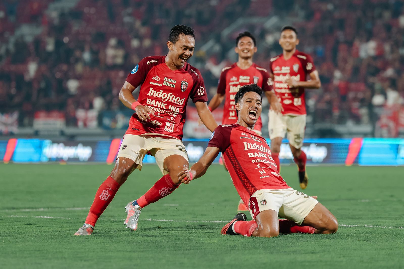 Bali United FC menang tipis 3-2 lawan Persis Solo Bali United FC menang tipis 3-2 lawan Persis Solo