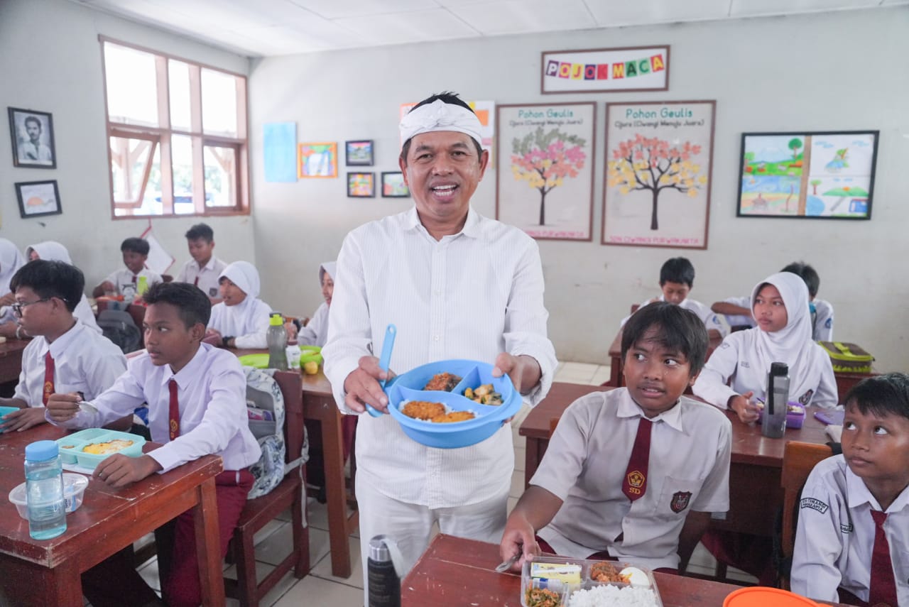 Pakai uang pribadi, kader Gerindra simulasikan Program Makan Siang Gratis Pakai uang pribadi, kader Gerindra simulasikan Program Makan Siang Gratis