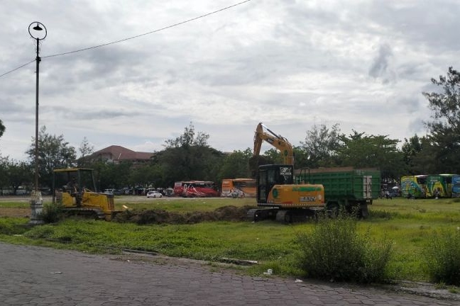 PKL kosongkan Alun-alun Selatan Surakarta untuk revitalisasi